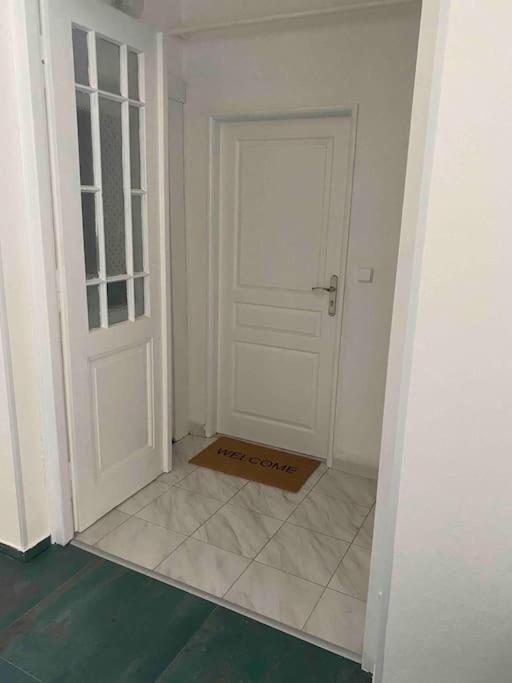 B12 - Bohdanecska 12 Apartment Пардубице Екстериор снимка